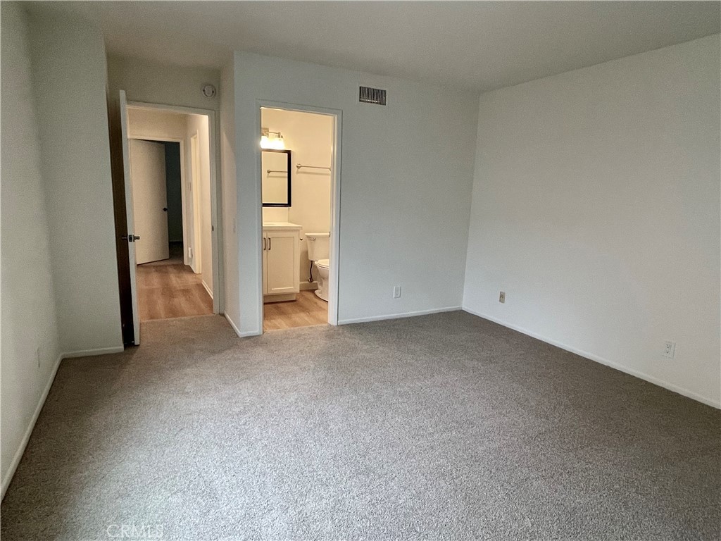 15 Spring Buck Irvine, CA 92614 - Photo 11 of 21 Primary Bedroom