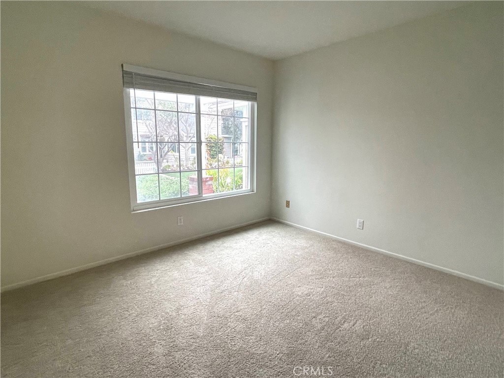 15 Spring Buck Irvine, CA 92614 - Photo 15 of 21 Guest Bedroom