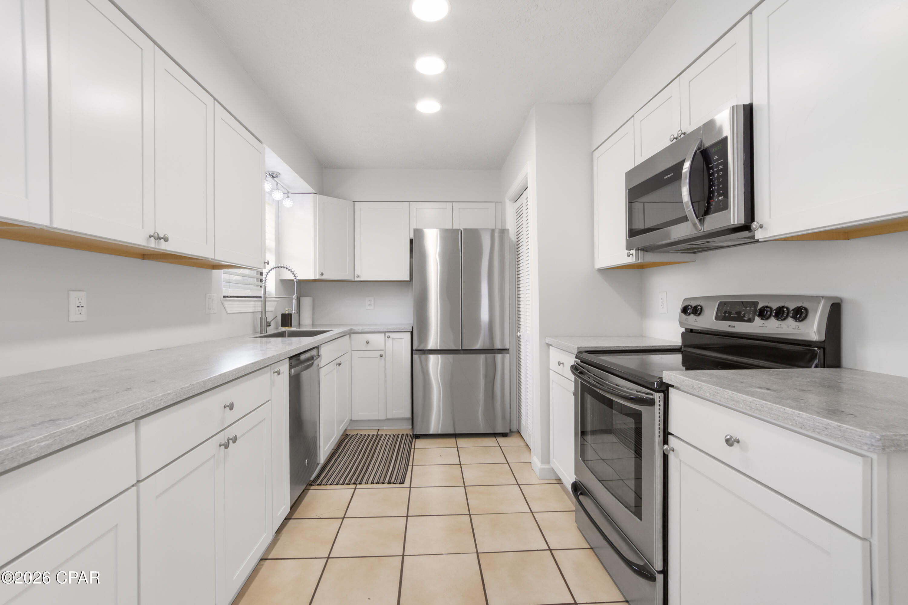 6047 Howard Road Panama City, FL 32404 - Photo 7 of 33