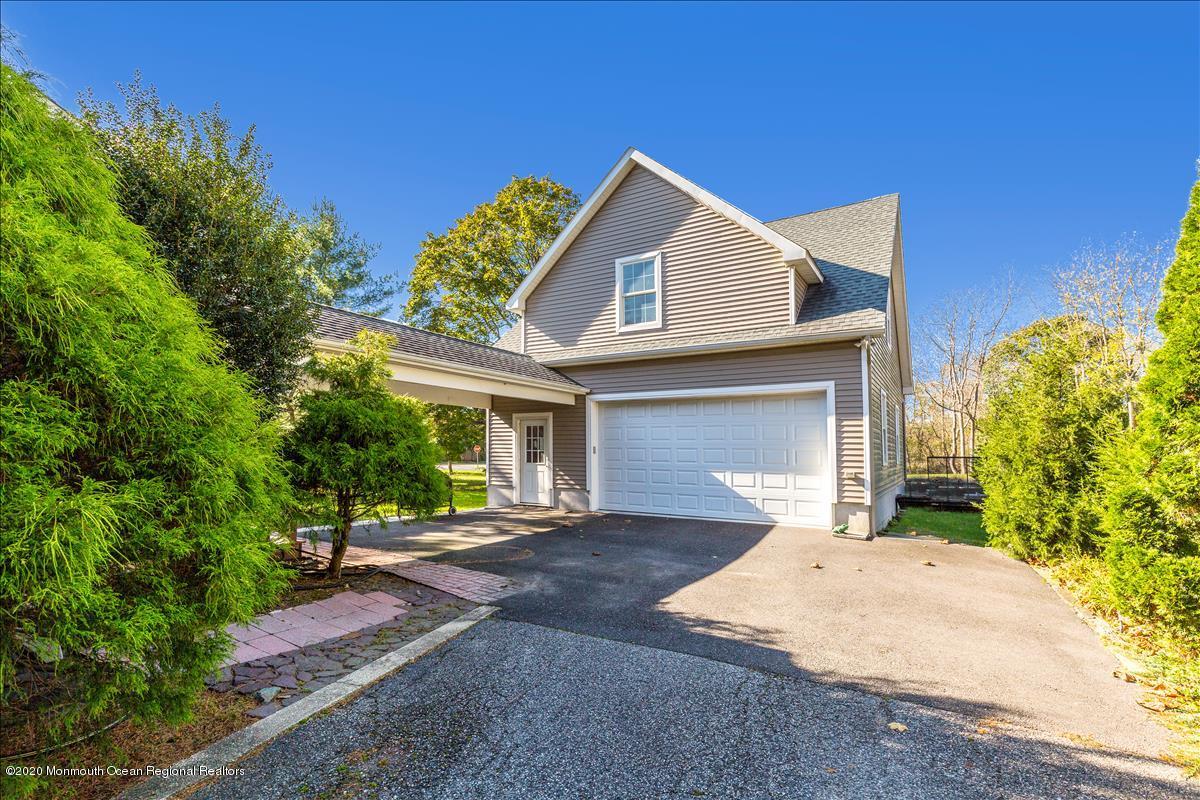 307 Squankum Road Farmingdale, NJ 07727 - Photo 28 of 37 307SquankumRd_035