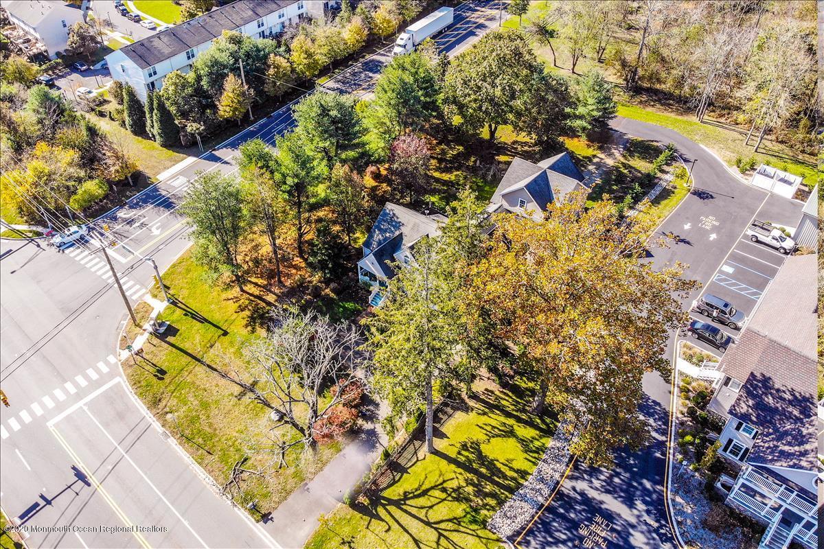 307 Squankum Road Farmingdale, NJ 07727 - Photo 37 of 37 307SquankumRd_042