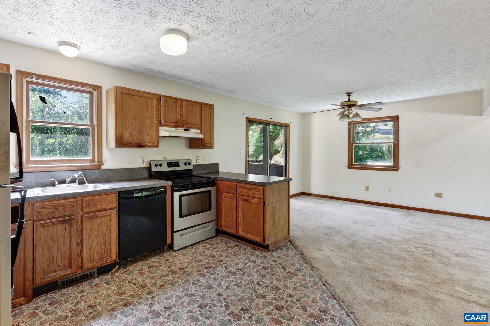 6 Oak Grove Road Palmyra, VA 22963 - Photo 10 of 29 Gallery Image 10