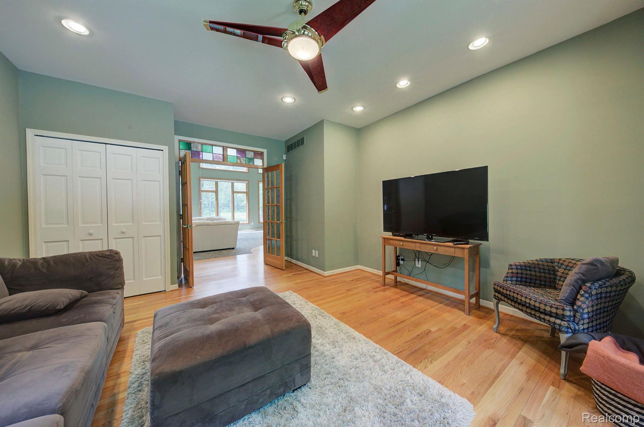 10121 Allen Road Clarkston, MI 48348 - Photo 22 of 95 Gallery Image 22