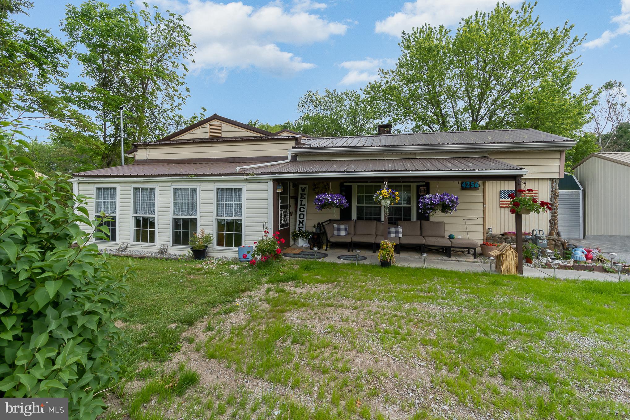 4256 Fairfield Road Fairfield, PA 17320 - Photo 3 of 27