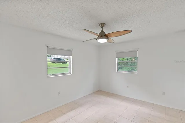$2,150 | 40319 Orange Circle, Lady Lake, FL 32159