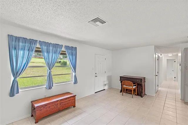 $2,150 | 40319 Orange Circle, Lady Lake, FL 32159