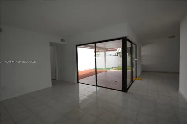 $2,799 | 9711 Northwest 4th Lane, Unit 9711, Miami, FL 33172