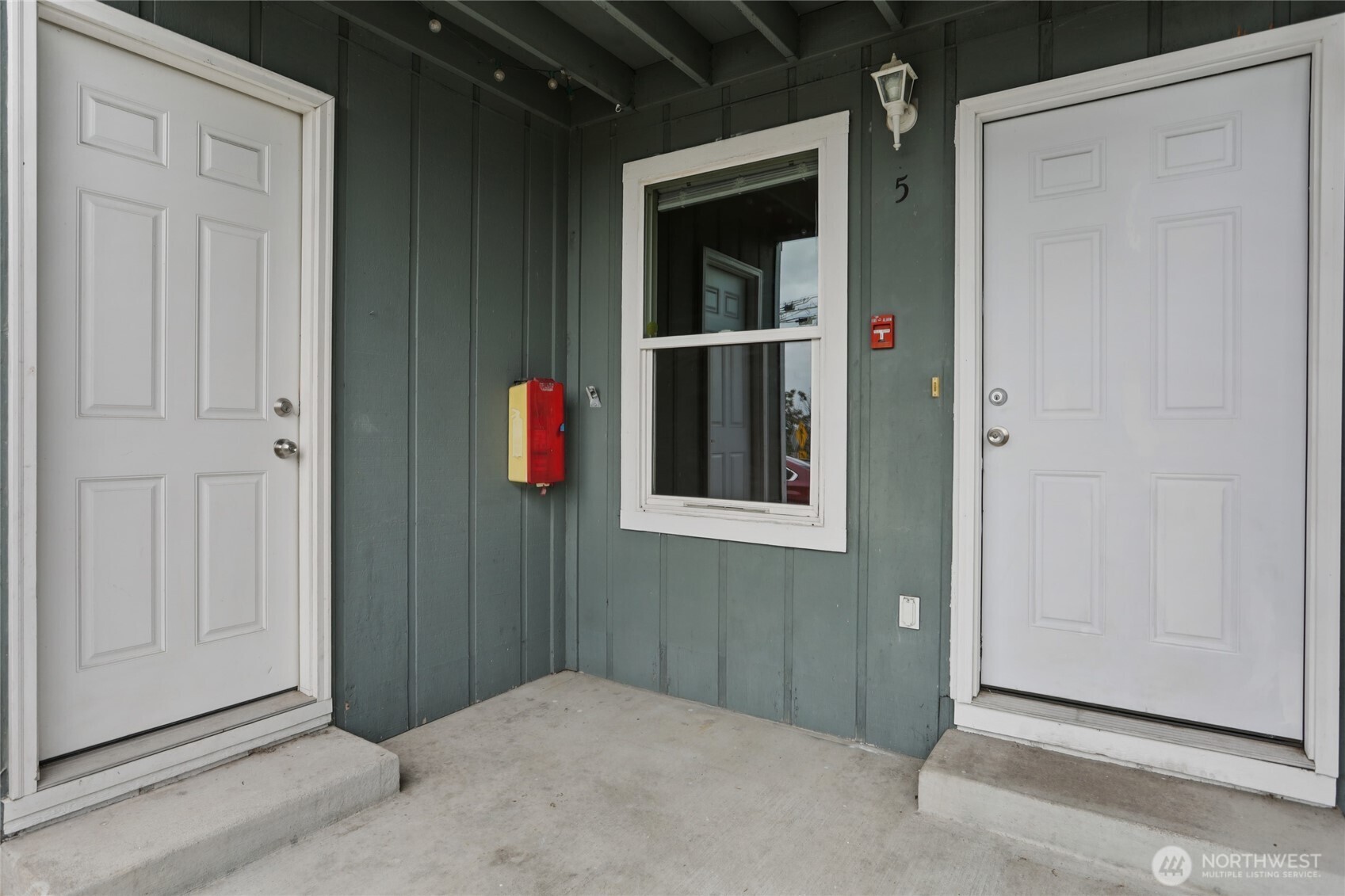 1919 South I Street, Unit 5 Tacoma, WA 98405 - Photo 3 of 15