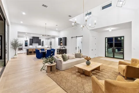 $1,700,000 | 164 Arabian Lane, Driftwood, TX 78619