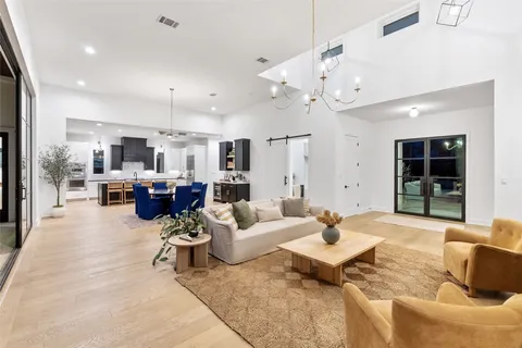 $1,700,000 | 164 Arabian Lane, Driftwood, TX 78619