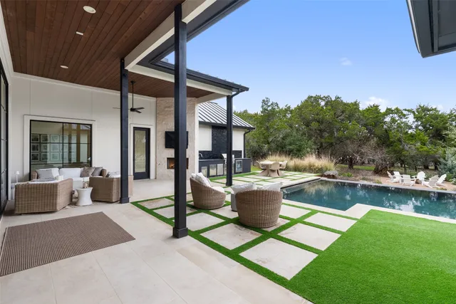 $1,700,000 | 164 Arabian Lane, Driftwood, TX 78619