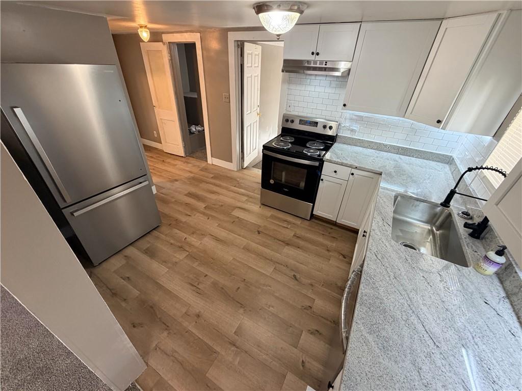 1608 South Spring Street Independence, MO 64055 - Photo 2 of 20