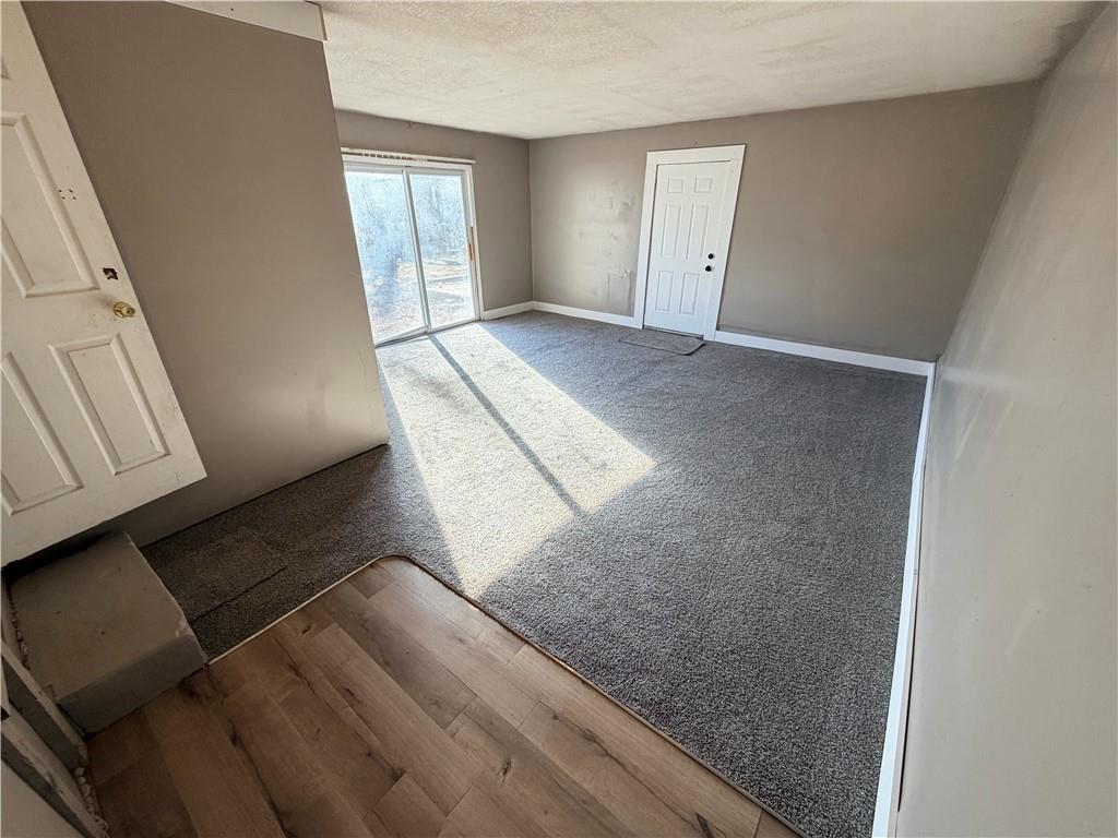 1608 South Spring Street Independence, MO 64055 - Photo 9 of 20