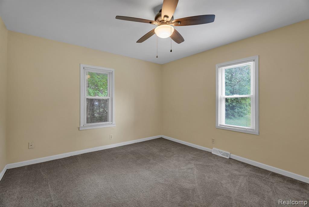 30930 Pennsylvania Road Romulus, MI 48174 - Photo 23 of 41 Gallery Image 23