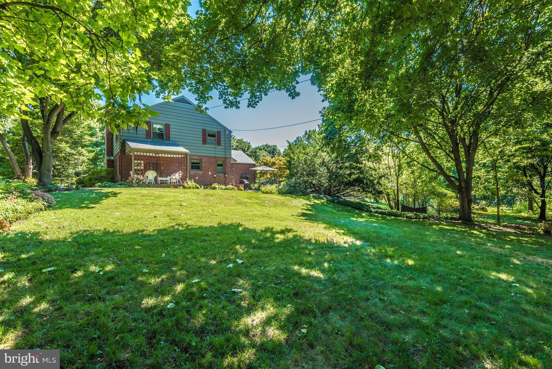 18837 Crofton Road Hagerstown, MD 21742 - Photo 24 of 30 Huge, Private Backyard