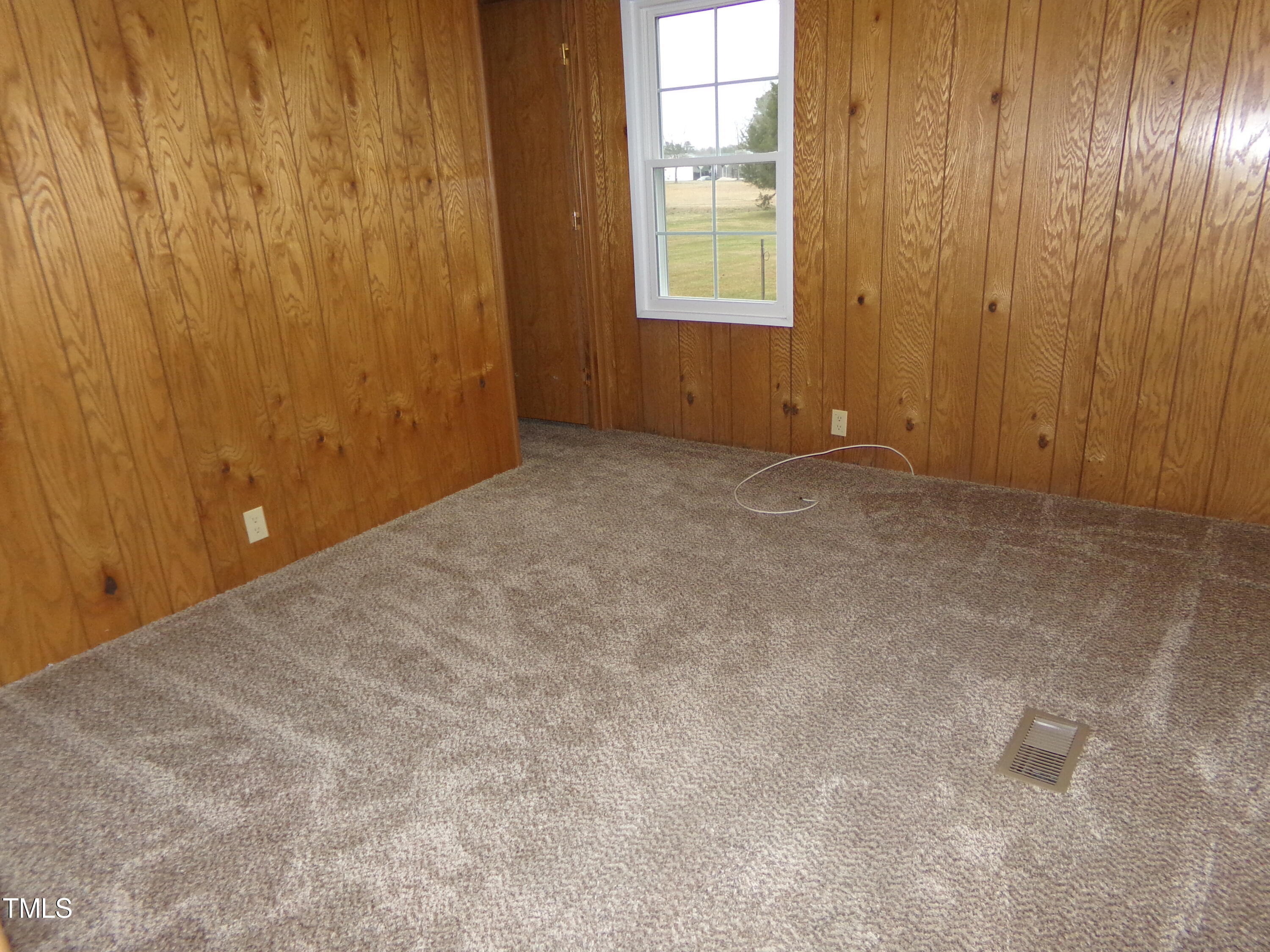 2871 Pilot-Riley Road Zebulon, NC 27597 - Photo 11 of 32 100_0516