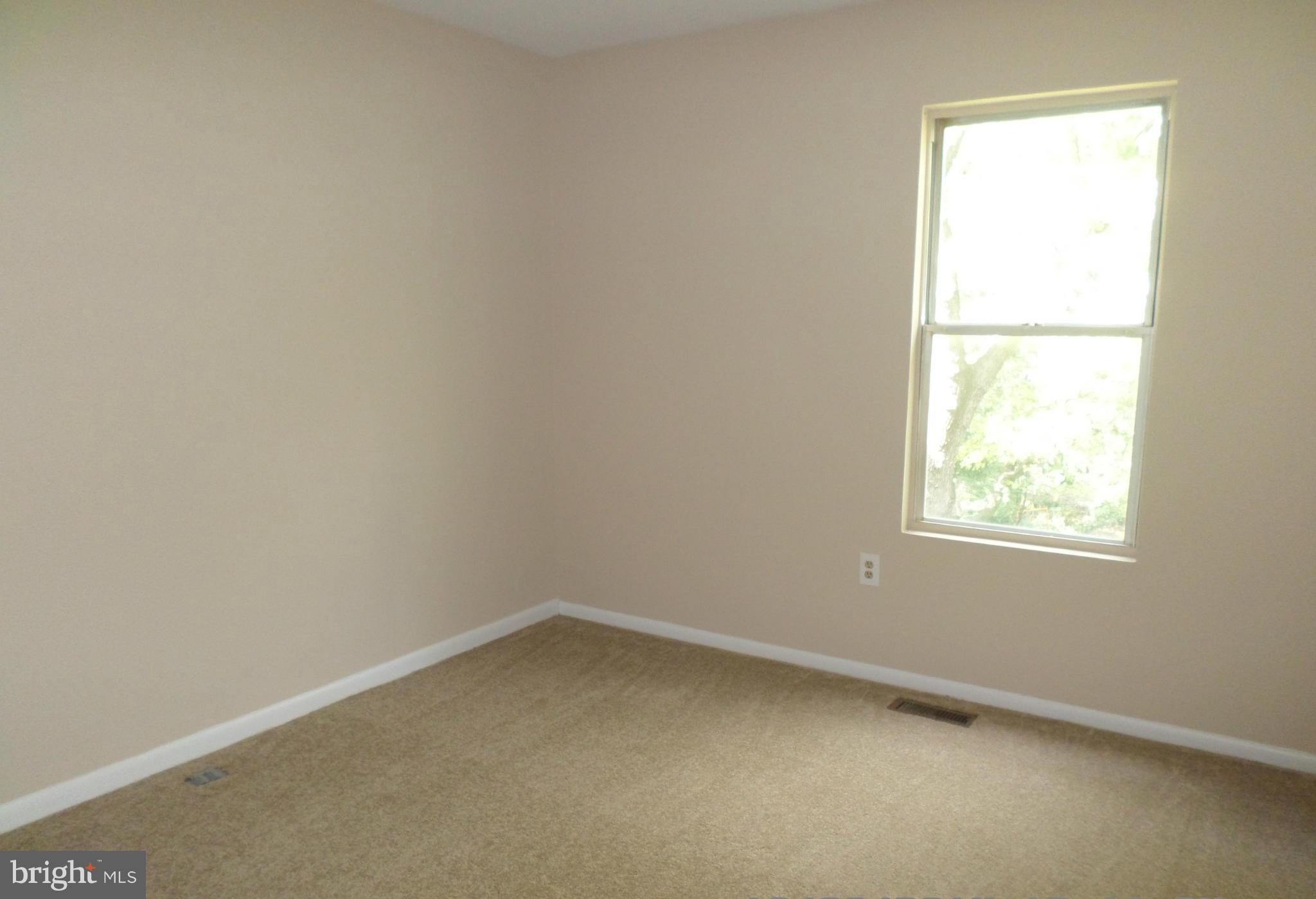 2839 Schoolhouse Circle Silver Spring, MD 20902 - Photo 13 of 26 Bedroom