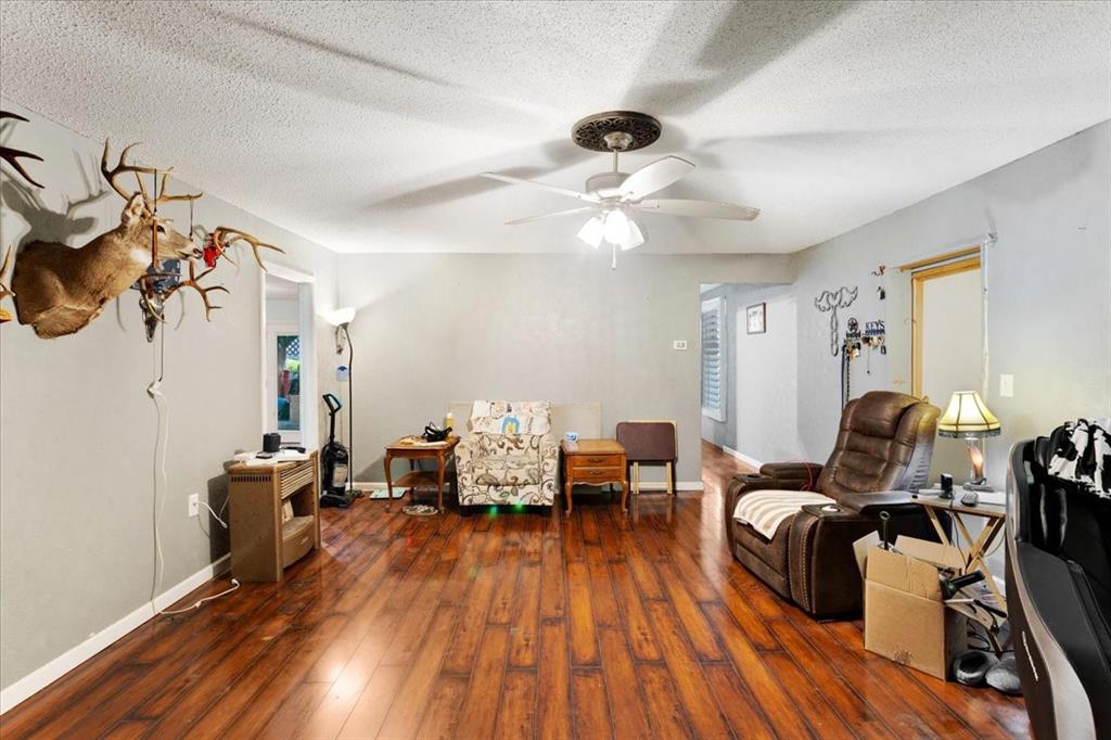 1250 Garrett Road Whitewright, TX 75491 - Photo 13 of 16