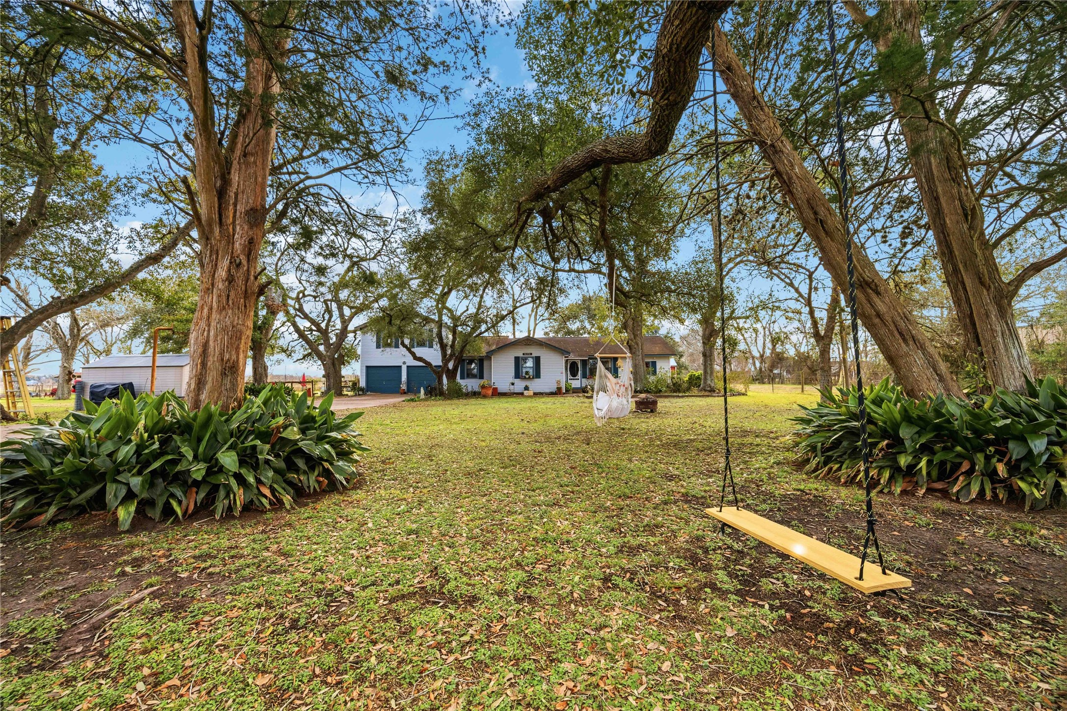 6018 Pleak Road Pleak, TX 77469 - Photo 3 of 30