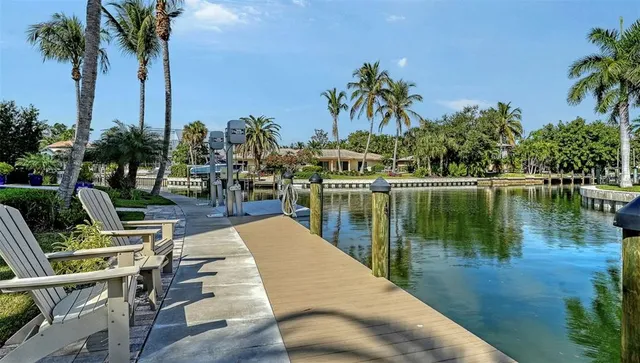 $4,850,000 | 750 Siesta Key Circle, Sarasota, FL 34242
