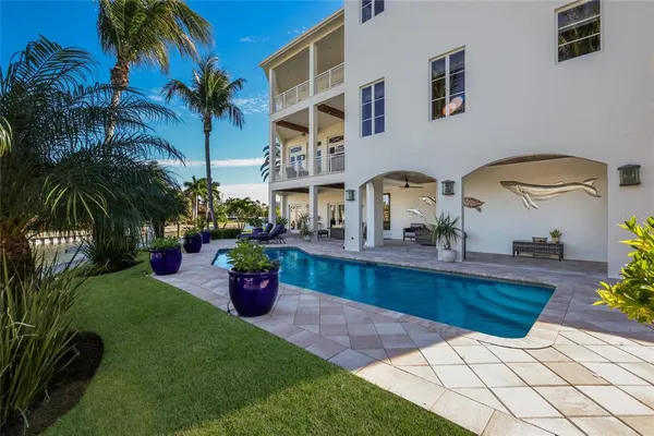 $4,475,000 | 750 Siesta Key Circle, Sarasota, FL 34242