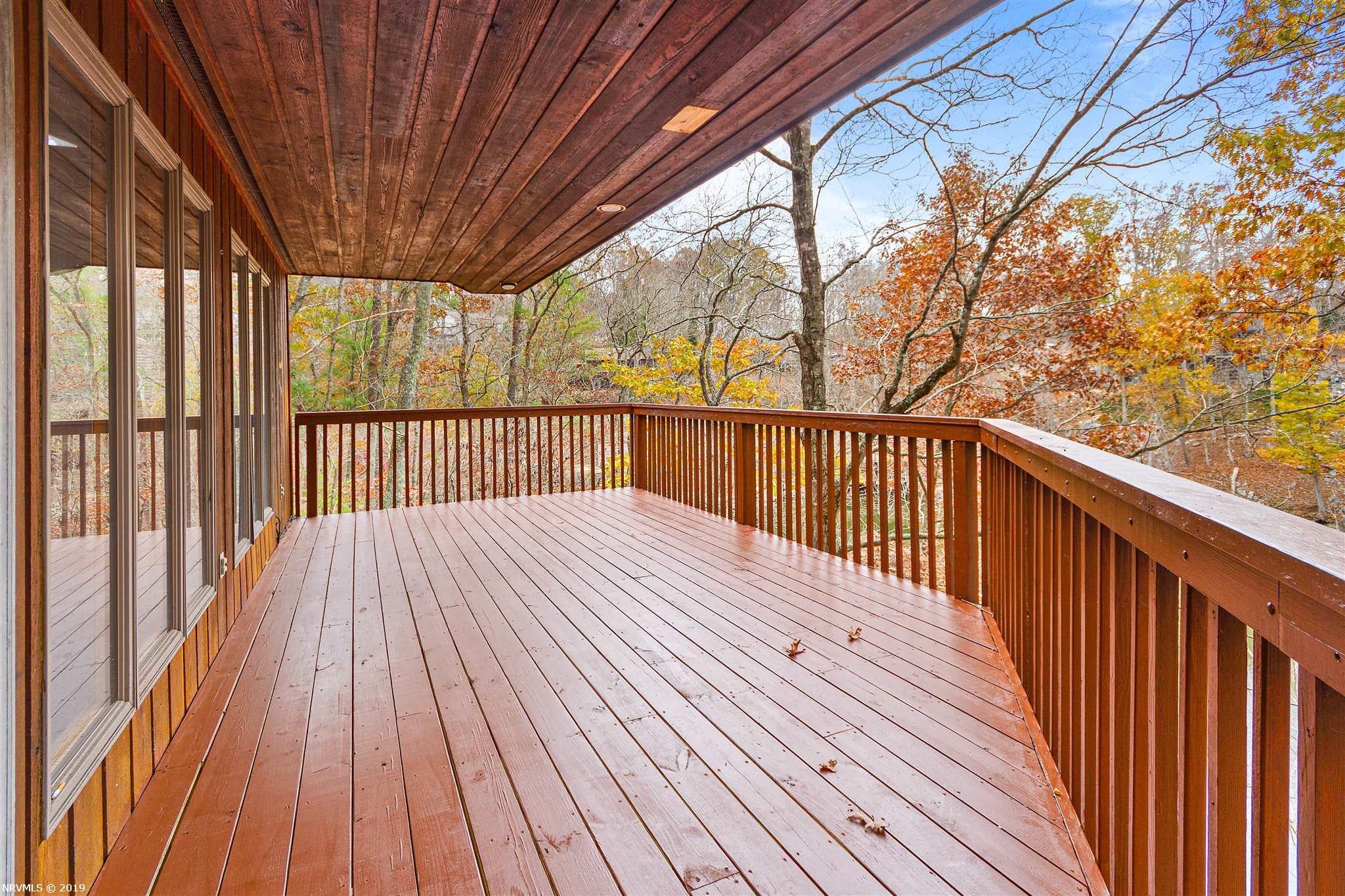 4649 Heavener Road Radford, VA 24141 - Photo 39 of 44 Gallery Image 39