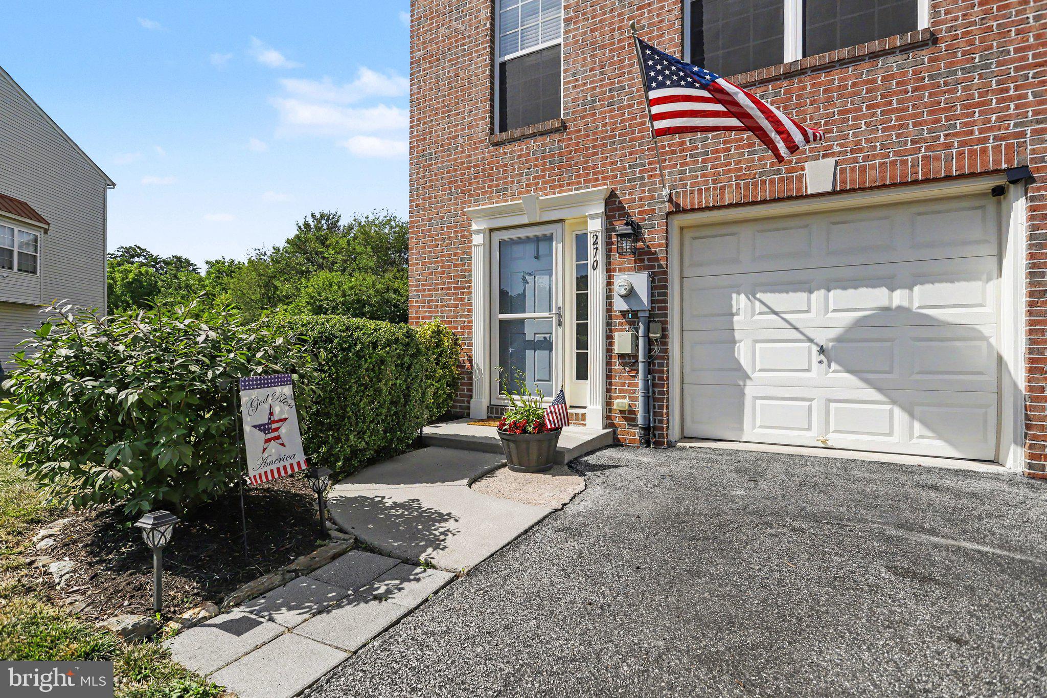 270 Country Ridge Drive Red Lion, PA 17356 - Photo 3 of 39 Welcoming entrance