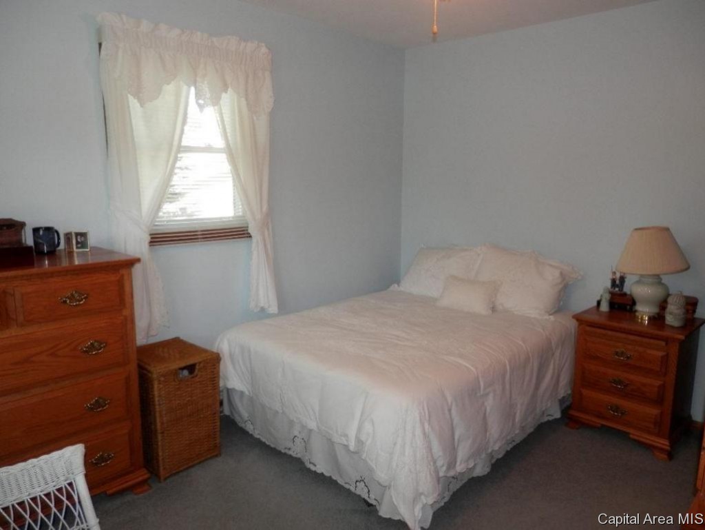 205 Sunshine Drive Rio, IL 61472 - Photo 26 of 36 Gallery Image 26