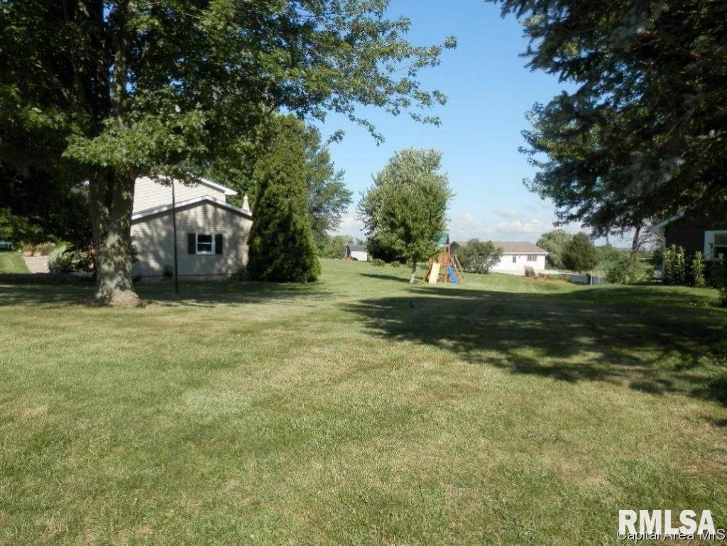 205 Sunshine Drive Rio, IL 61472 - Photo 3 of 36 Gallery Image 3