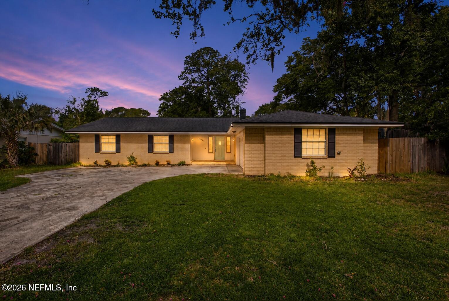 10620 Hampton Road Jacksonville, FL 32257 - Photo 1 of 19 Front