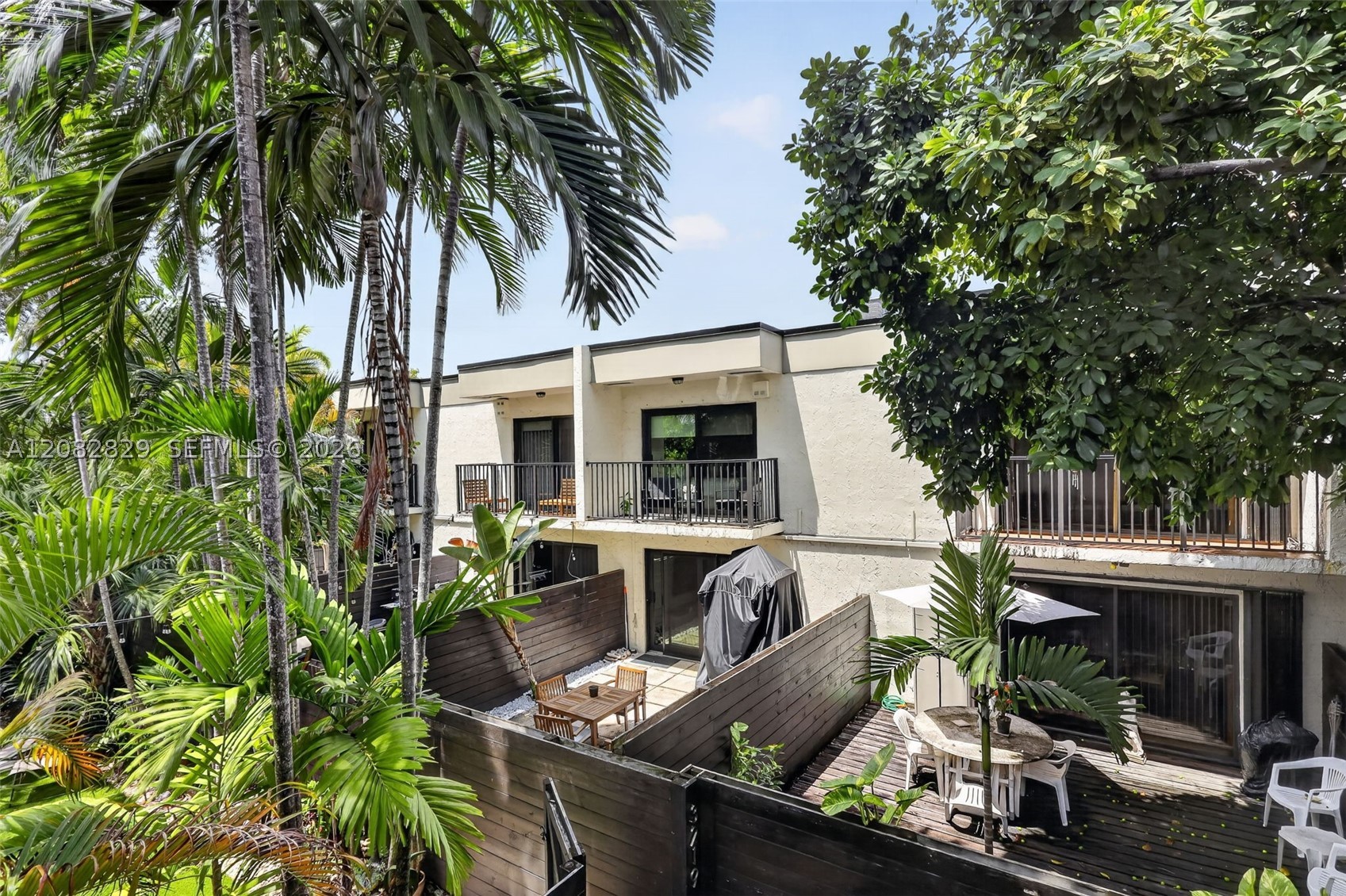 3213 Bird, Unit 7 Miami, FL 33133 - Photo 27 of 32 Gallery Image 27