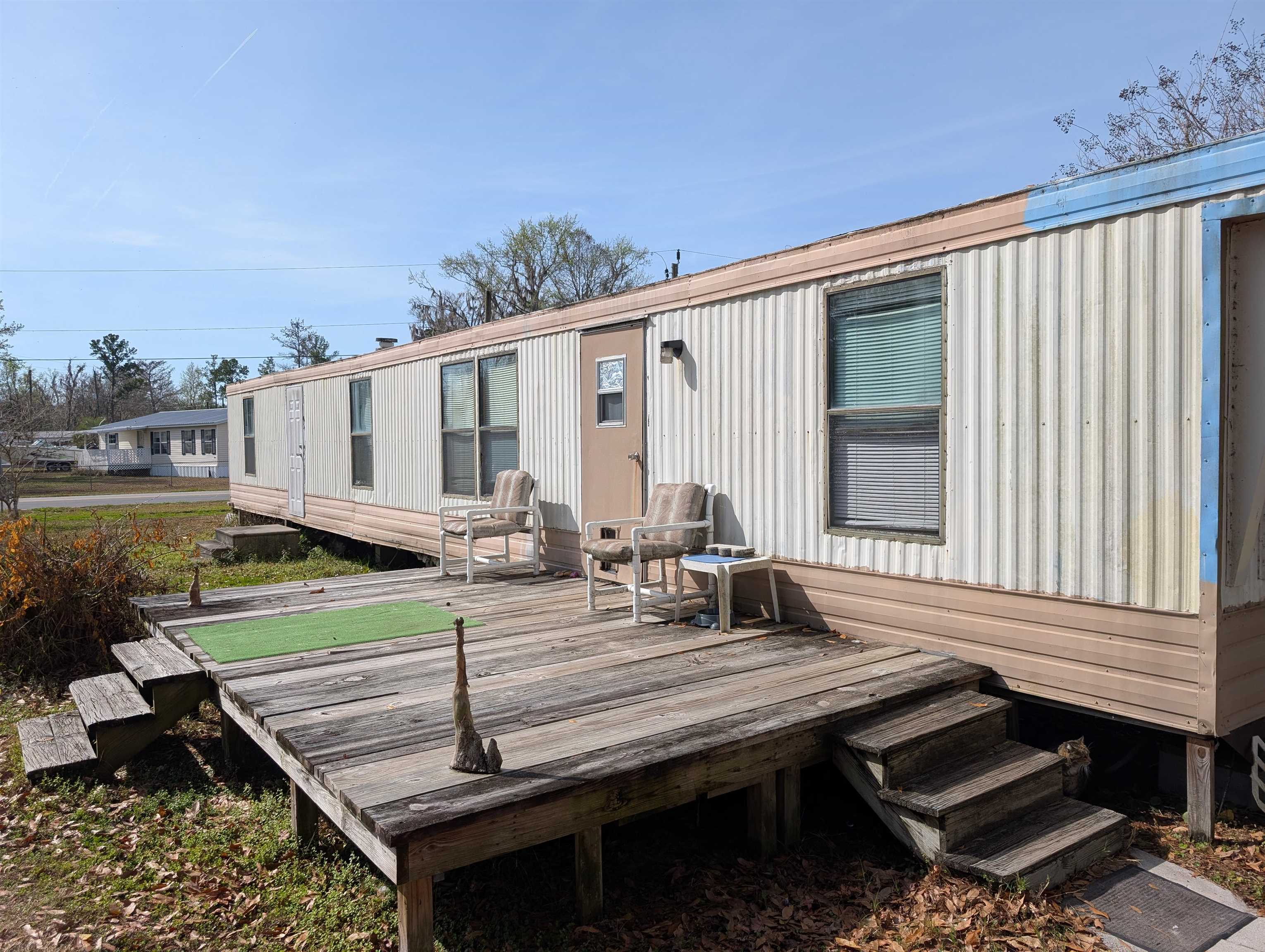 102 Edgewater Road Satsuma, FL 32189 - Photo 2 of 21