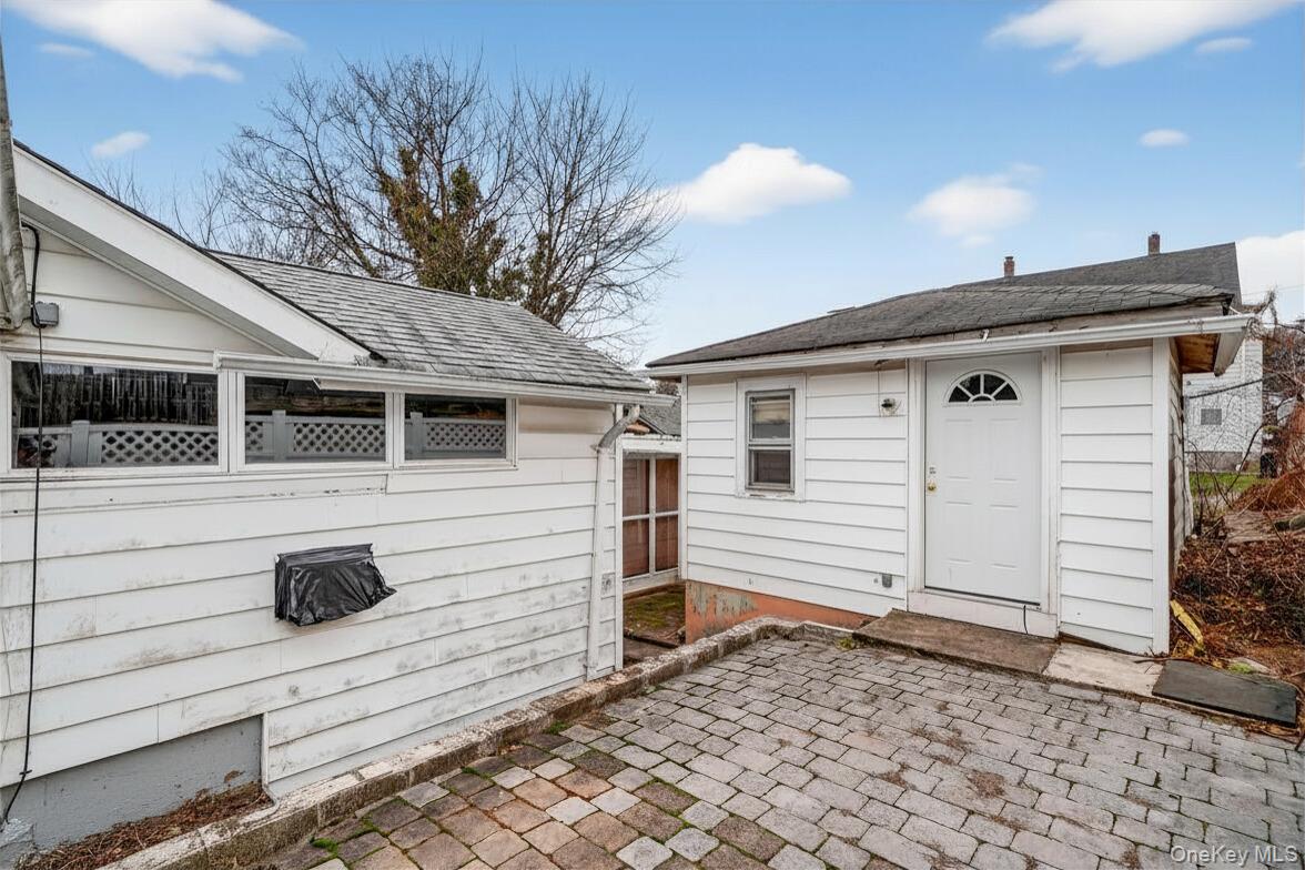 560 Locust Avenue Port Chester, NY 10573 - Photo 30 of 35 a view of a back yard of the house