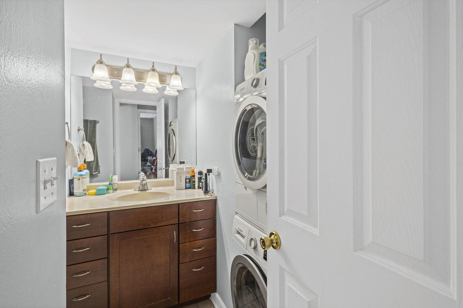 1000 South Lorraine Road, Unit 110 Wheaton, IL 60189 - Photo 9 of 23 Gallery Image 9