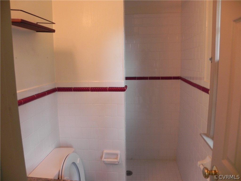 905 Clauson Road Richmond, VA 23227 - Photo 8 of 13