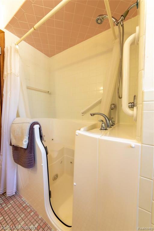14127 Martin Road Warren, MI 48088 - Photo 21 of 34