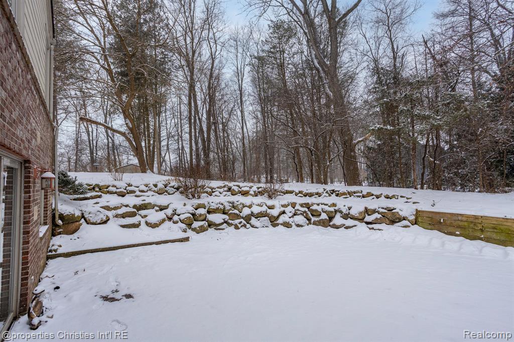 1101 Pine Ridge Road Milford, MI 48380 - Photo 53 of 54