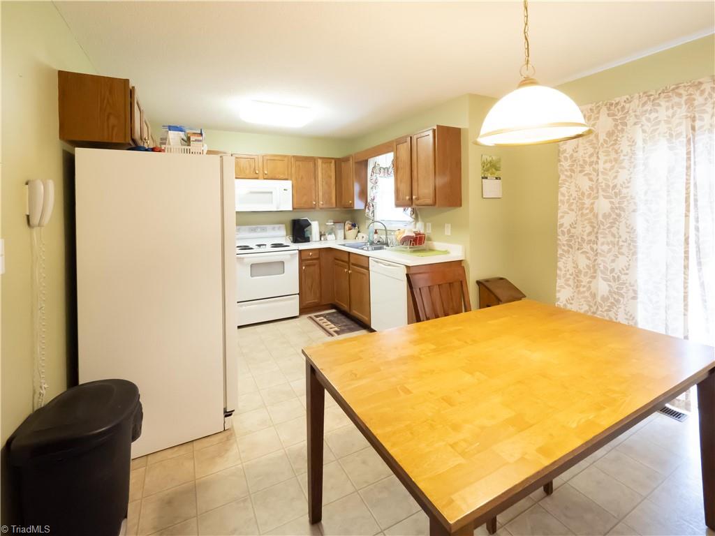 174 Wimbish Road Eden, NC 27288 - Photo 8 of 22 Kitchen, dining Area