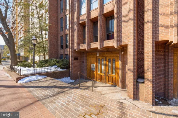 $2,800 | 1280 21st Street Northwest, Unit 302, Washington, DC 20036