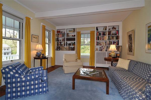 21 Hillside Road Wellesley, MA 02481 - Photo 4 of 16