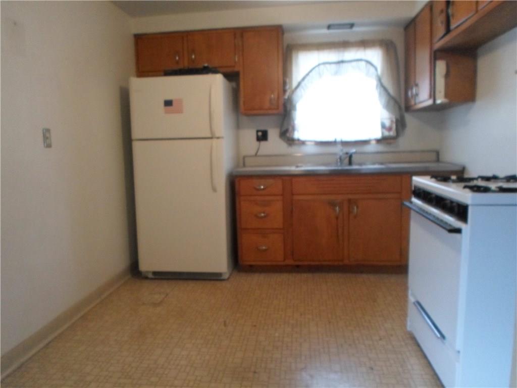 466 Finley Road Belle Vernon, PA 15012 - Photo 2 of 13 Gallery Image 2