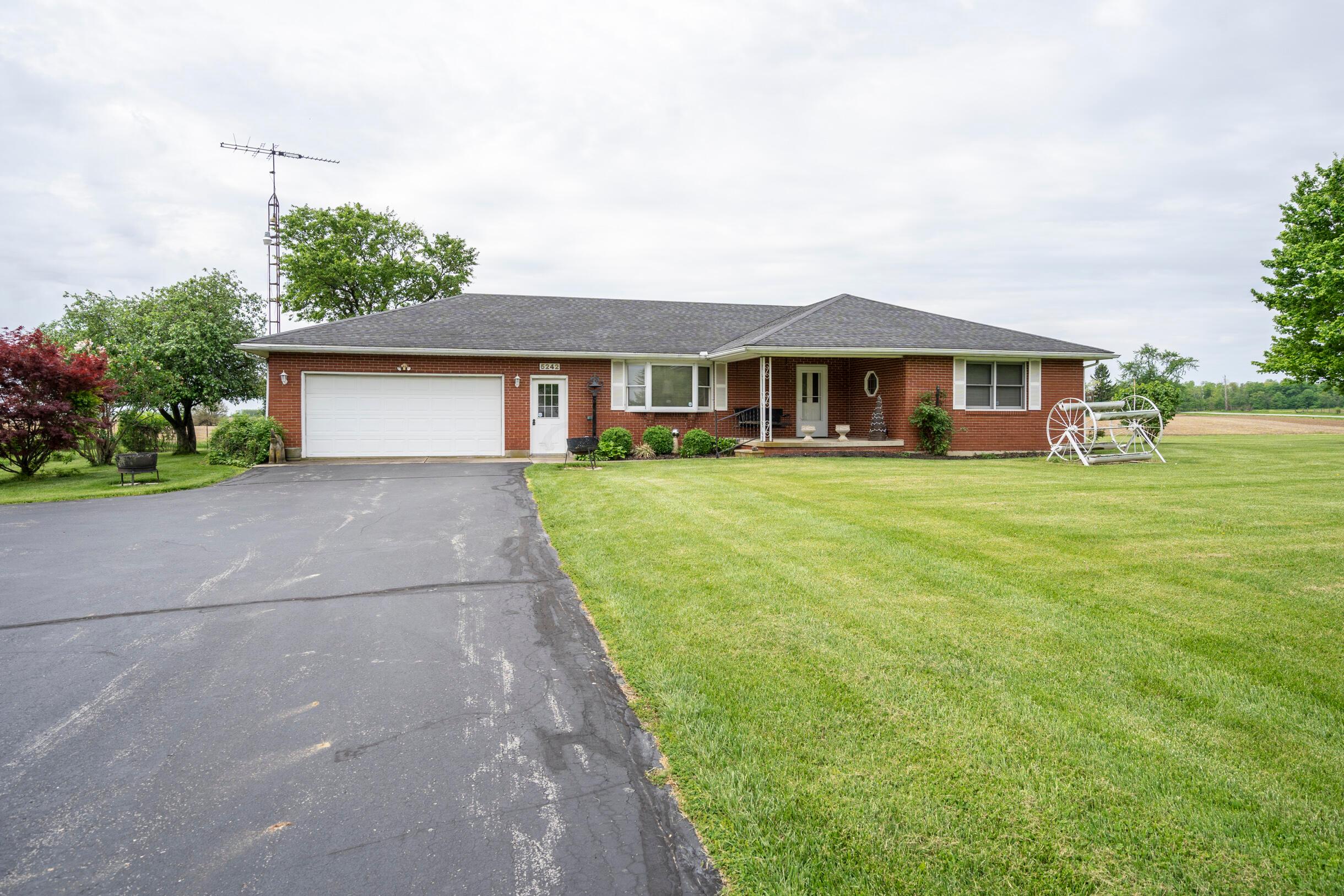 5243 Stone Road Sabina, OH 45169 - Photo 2 of 36 5243StoneRd-1
