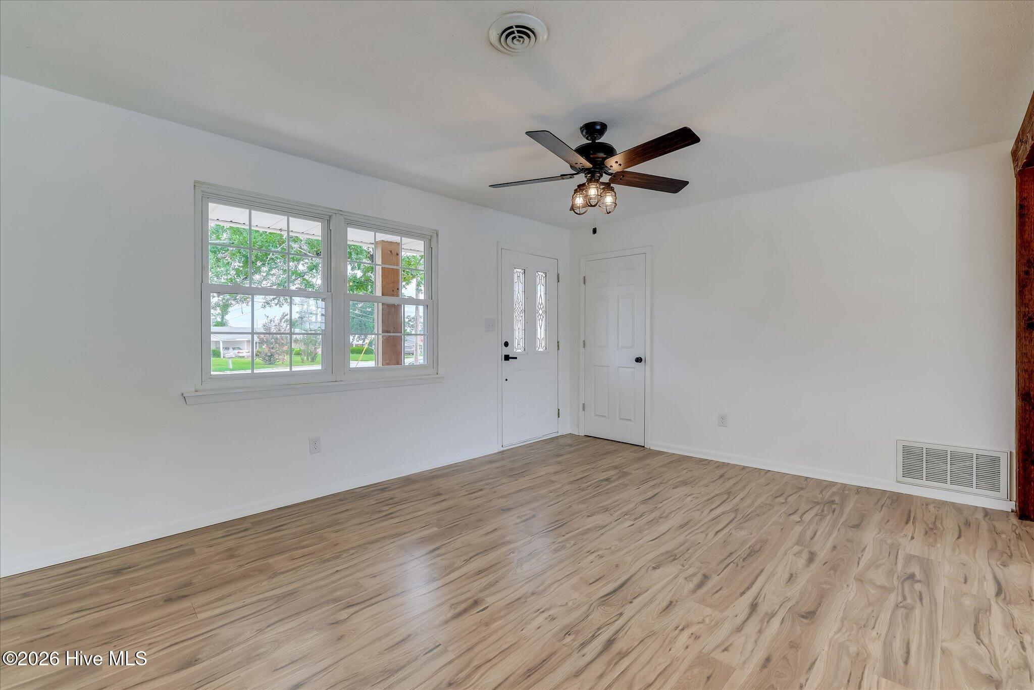 418 Old Anderson Road Martinez, GA 30907 - Photo 8 of 39 Gallery Image 8