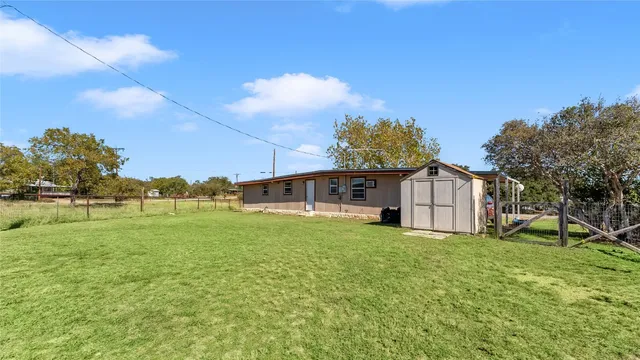 a view of outdoor space