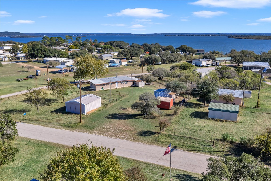 1415 Bee Lane Tow, TX 78672 - Photo 9 of 39