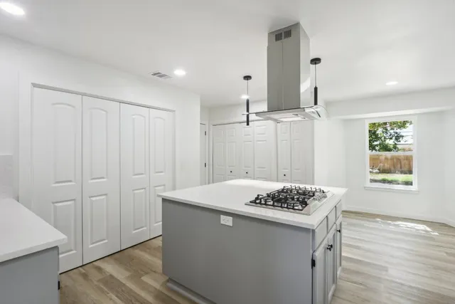 $2,300 | 9807 Kendal Drive, Austin, TX 78753