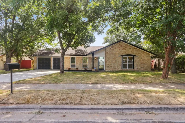$2,300 | 9807 Kendal Drive, Austin, TX 78753