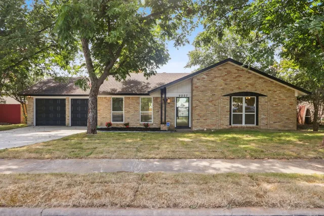 $2,300 | 9807 Kendal Drive, Austin, TX 78753