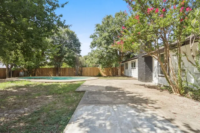 $2,300 | 9807 Kendal Drive, Austin, TX 78753