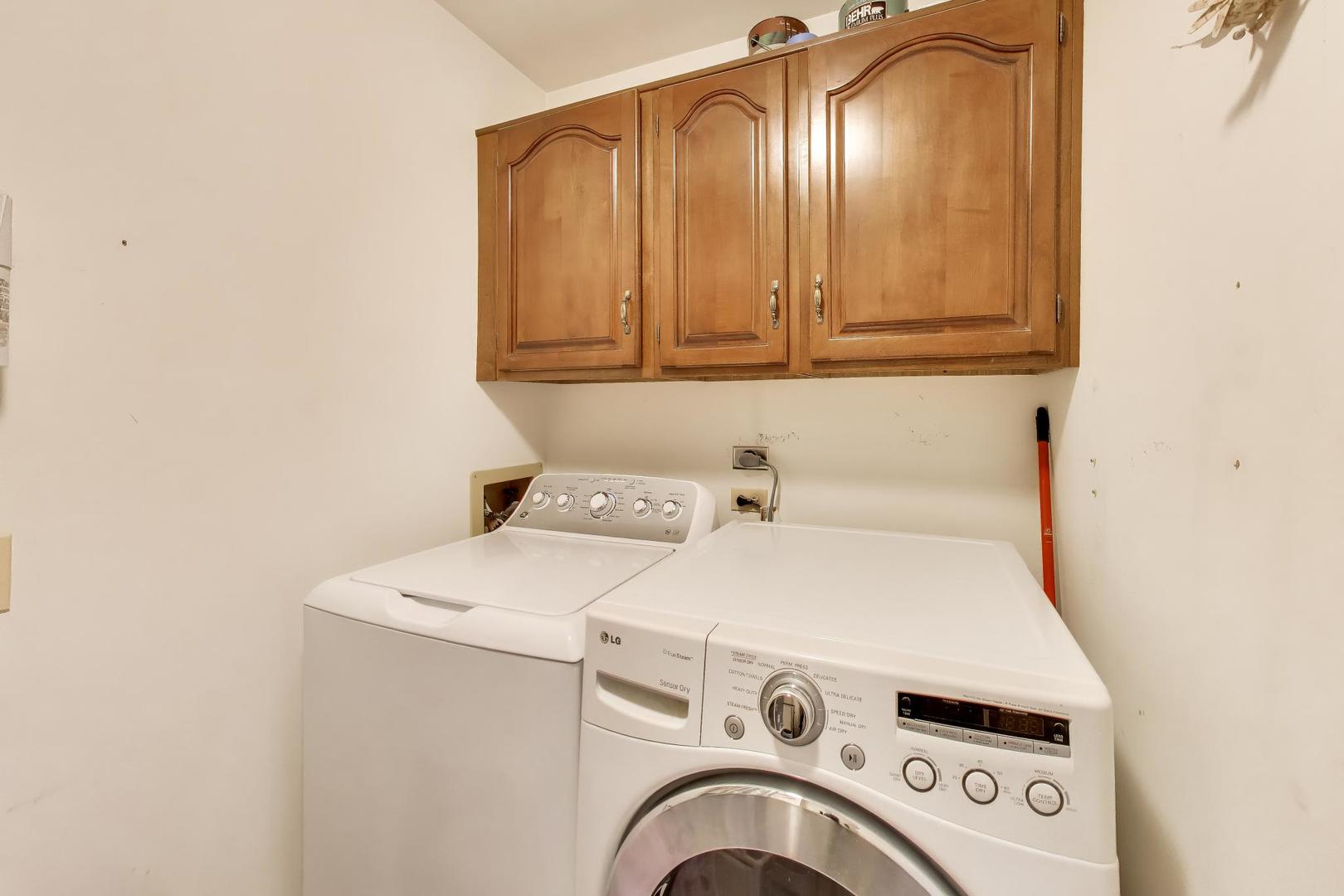 1508 Seville Court, Unit C2 Wheeling, IL 60090 - Photo 16 of 18